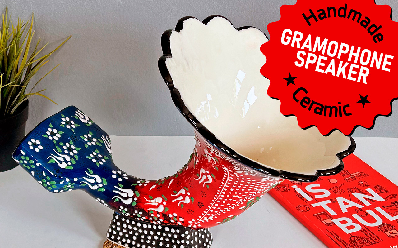 Handmade Ceramic Blue-Red Gramophone Speaker